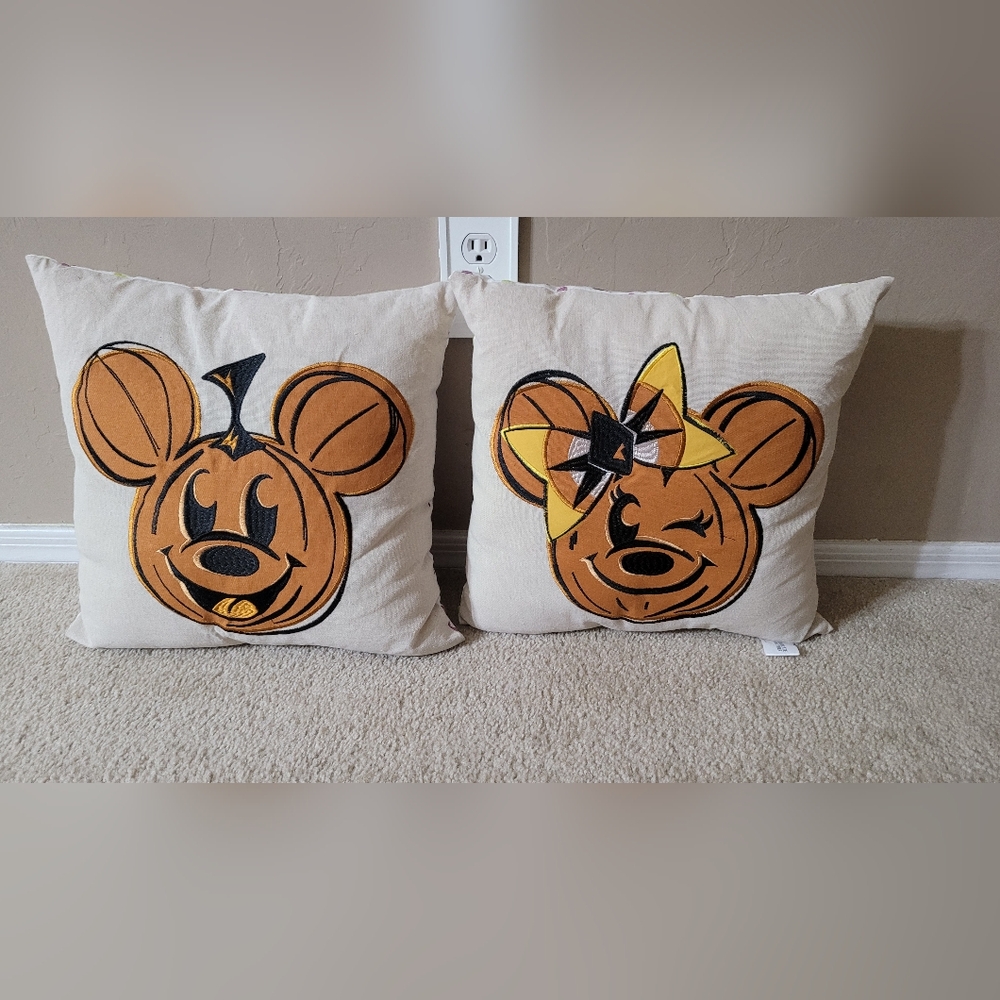 Disney Mickey and Minnie   pumpkin reversable pillows